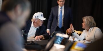 L’Iran brucia e Trump parla di accordo: ventisei giorni di guerra che nessuno sa come finire