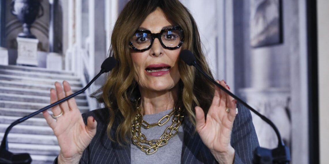 Quattro mozioni, tre anni, una premier che stavolta non difende