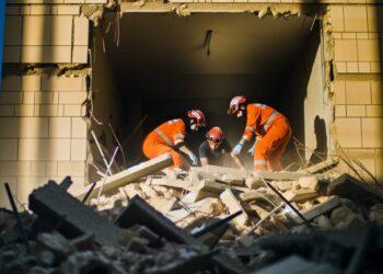 Libano: attacchi israeliani uccidono otto persone nel sud, inclusi tre soccorritori