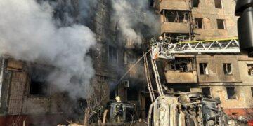 Raid russi su Ucraina: almeno 17 morti e 100 feriti a Kiev, Dnipro e Odessa