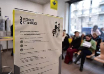Reddito cittadinanza, Corte Ue a Italia: “Discriminatorio requisito 10 anni di residenza”