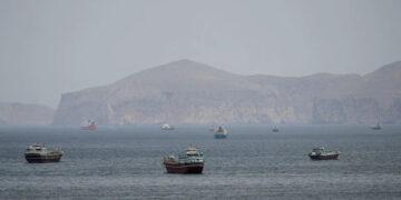 Iran sequestra una nave armata nel Golfo: tensione alta vicino allo Stretto di Hormuz