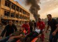 Raid aerei israeliani colpiscono l’area dell’ospedale Jabal Amel a Tiro