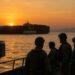 Tensione nel Golfo: attacco a nave Evergreen nello Stretto di Hormuz