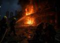 Attacco notturno in Ucraina: colpita Kyiv, almeno un morto