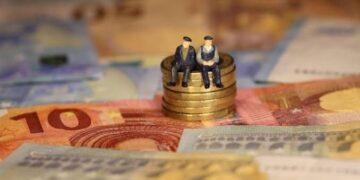 Pensioni Comparto Difesa e Sicurezza: cosa cambia con l’adeguamento alla speranza di vita nel biennio 2027-2028