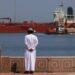 UAE rilascia 55 pescatori iraniani: segnale distensivo nel pieno della crisi nel Golfo