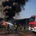 Incendio al deposito Brt di Milano: indagini sulle batterie al litio