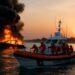 Jesolo, yacht in fiamme: evacuate 10 persone, affondamento al largo