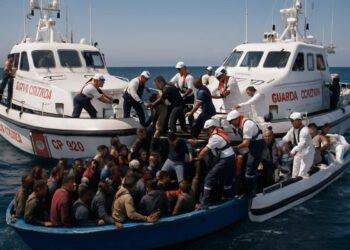 Lampedusa, 37 migranti soccorsi da Guardia Costiera e Frontex