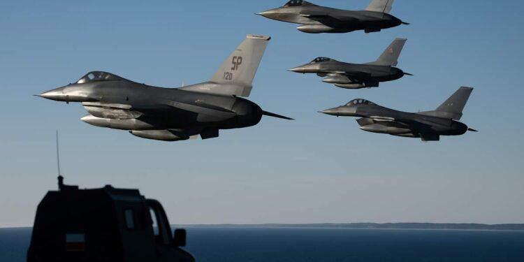 NATO, esercitazioni aeree nel Baltico con 25 velivoli