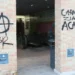 nuovo-sfregio-in-centro-scritte-contro-meloni-e-forze-dellordine-alla-galleria-metropolitan