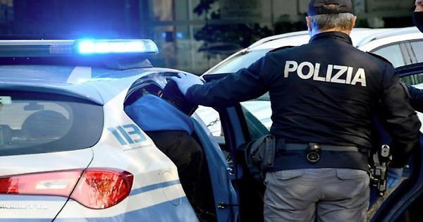 polizia-1-1737393557881-1744551483842.jpg-controlli_straordinari_e_operazioni_ad_alto_impatto_a_torino__droga__ricettazione_e_locali_irregolari_sotto_la_lente_della_polizia