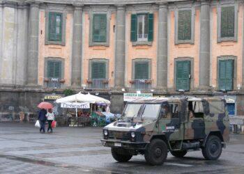 2560px-Iveco_Esercito_Operazione_strada_sicure_31246277806