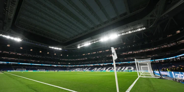 bernabeu-tetto-chiuso
