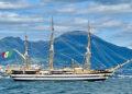 nave-amerigo-vespucci-e-vesuvio-SITO
