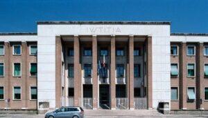 tribunale-latina1-e1481860382835