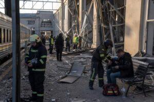 Dnipro, attacco con drone russo: bilancio incerto delle vittime