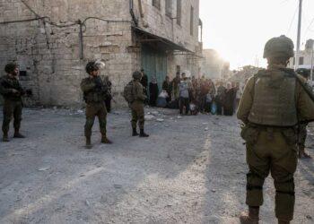 Hebron, operazione israeliana dopo attacco al checkpoint