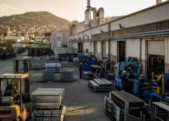 Industria, ad agosto calo del fatturato dello 0,9%