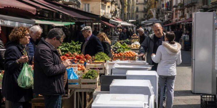 Inflazione ottobre 2026, Istat: prezzi al consumo +5,4%