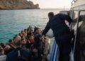 Marettimo, soccorso in mare per 25 migranti: coinvolti cinque minori