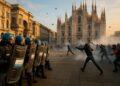 Milano, scontri durante il corteo contro il carovita: 25 feriti