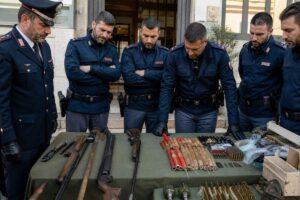 Nuoro, operazione anti-armi: sequestrati esplosivi e droga