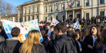 Occupazioni studentesche, proteste da Torino a Palermo