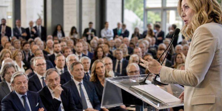 Riforma artigianato, Meloni annuncia aggiornamenti normativi
