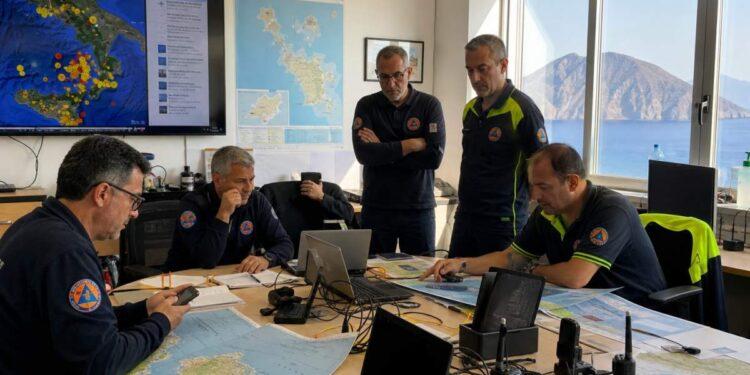 Tirreno meridionale, 132 scosse dopo il sisma di magnitudo 5,5