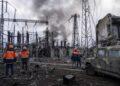 Ucraina, attacchi russi danneggiano energia e trasporti
