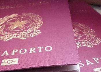 passaporto polizia