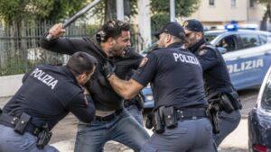 poliziotti-aggrediti-con-spranga-1024x576-1
